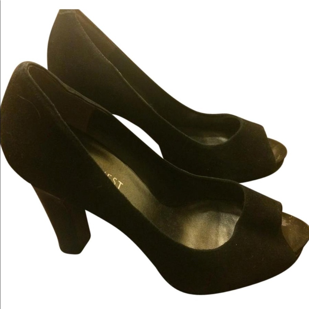 Nine West black suede heels